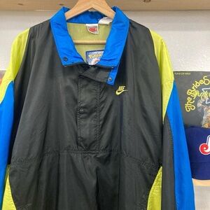 Vintage Nike Windbreaker